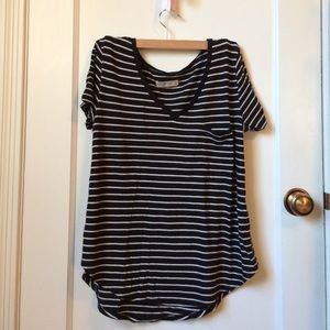 2 Abercrombie and Fitch Shirts! 👚👕